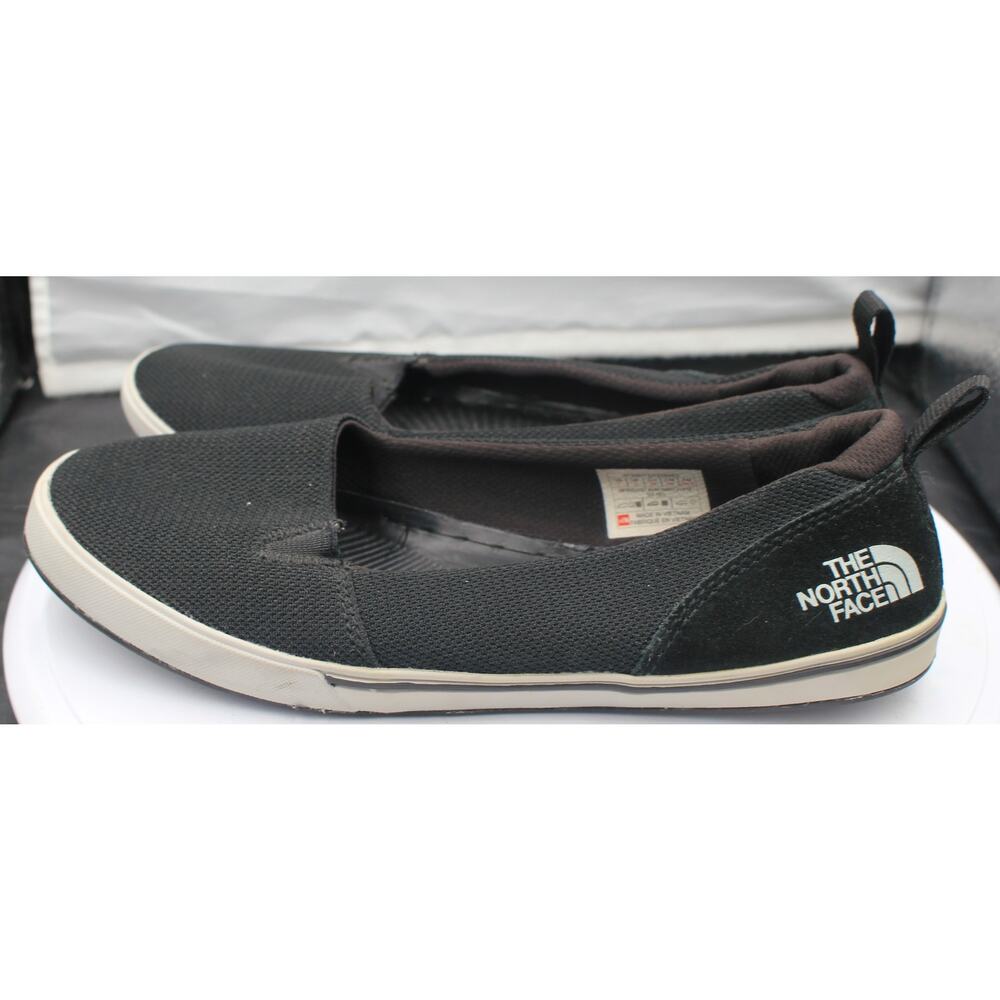 WMNS The North Face Slip On  Flat Walking BLK/WHT Shoes Size 7